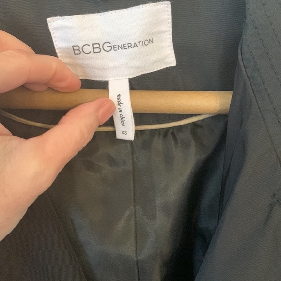 BCBGeneration Trench Coat - Picture 4 of 10